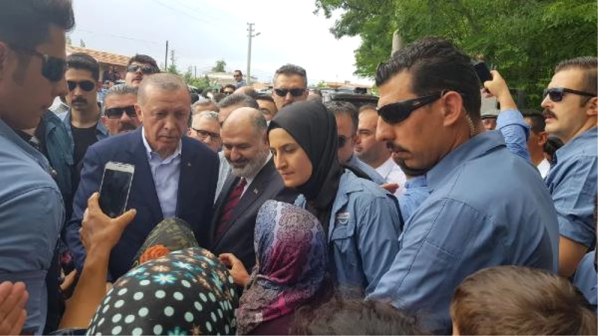 Erdoğan: Kandil\'i Terör Kaynağı Olmaktan Kurtarıyoruz (2)