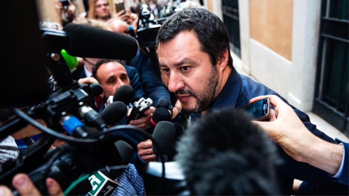 İtalya İçişleri Bakanı Salvini, 629 Afrikalı Göçmeni Taşıyan Kurtarma Gemisine Tüm Limanlarını...