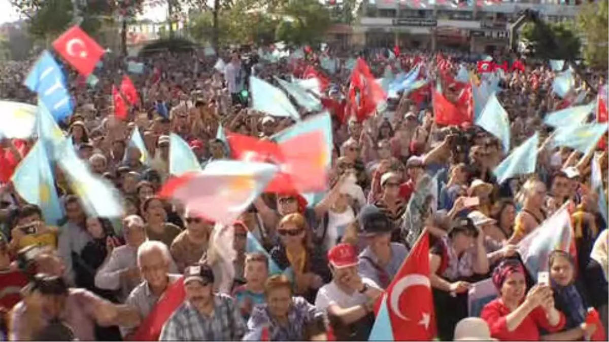 İzmir - İyi Parti Genel Başkanı ve Cumhurbaşkanı Adayı Meral Akşener Tire\'de Konuştu -1