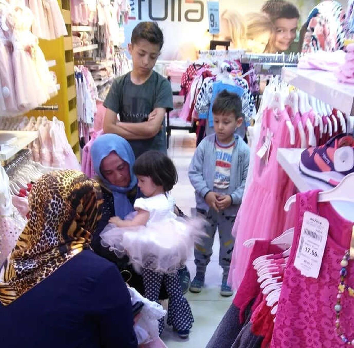 Kütahya Ms ve Epilepsi ile Yaşam Derneği\'nin Ramazan Yardımları