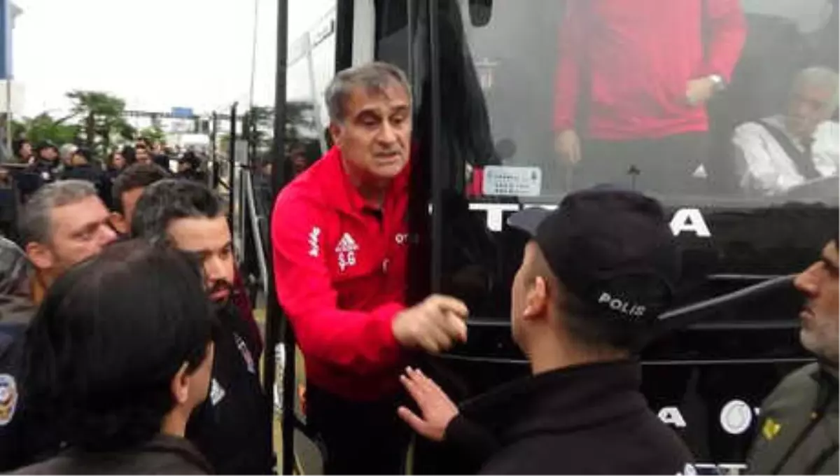 Şenol Güneş\'le Tartışan Taraftara Broşür Dağıtma Cezası