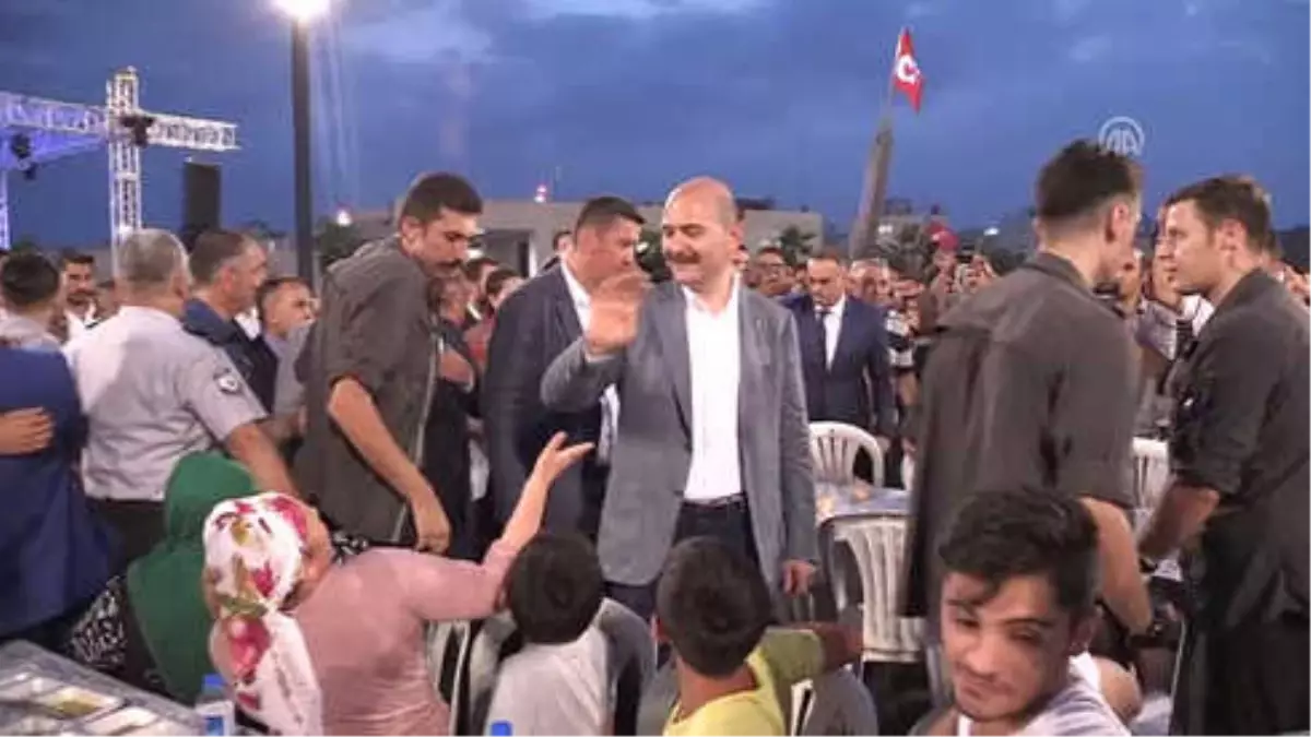 Soylu: "Huzur Birilerine Battı. Hemen Demirtaş\'ın Yanında Soluklarını Aldılar"