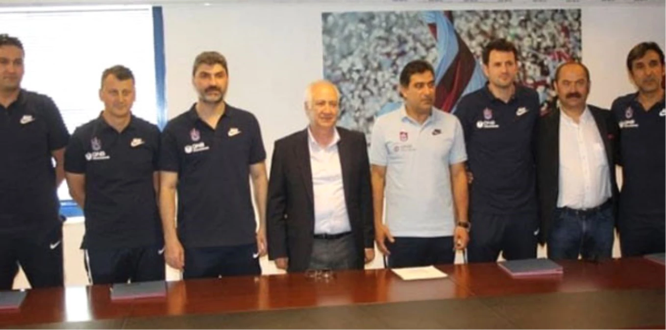Trabzonspor\'dan Teknik Kadro Açıklaması