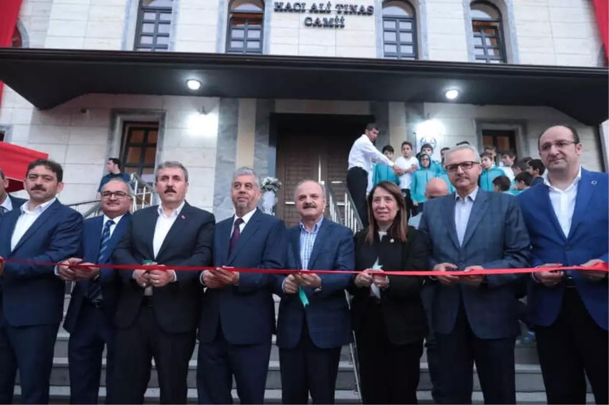 Yapımı Tamamlanan Hacı Ali Tınas Camii İbadete Açıldı