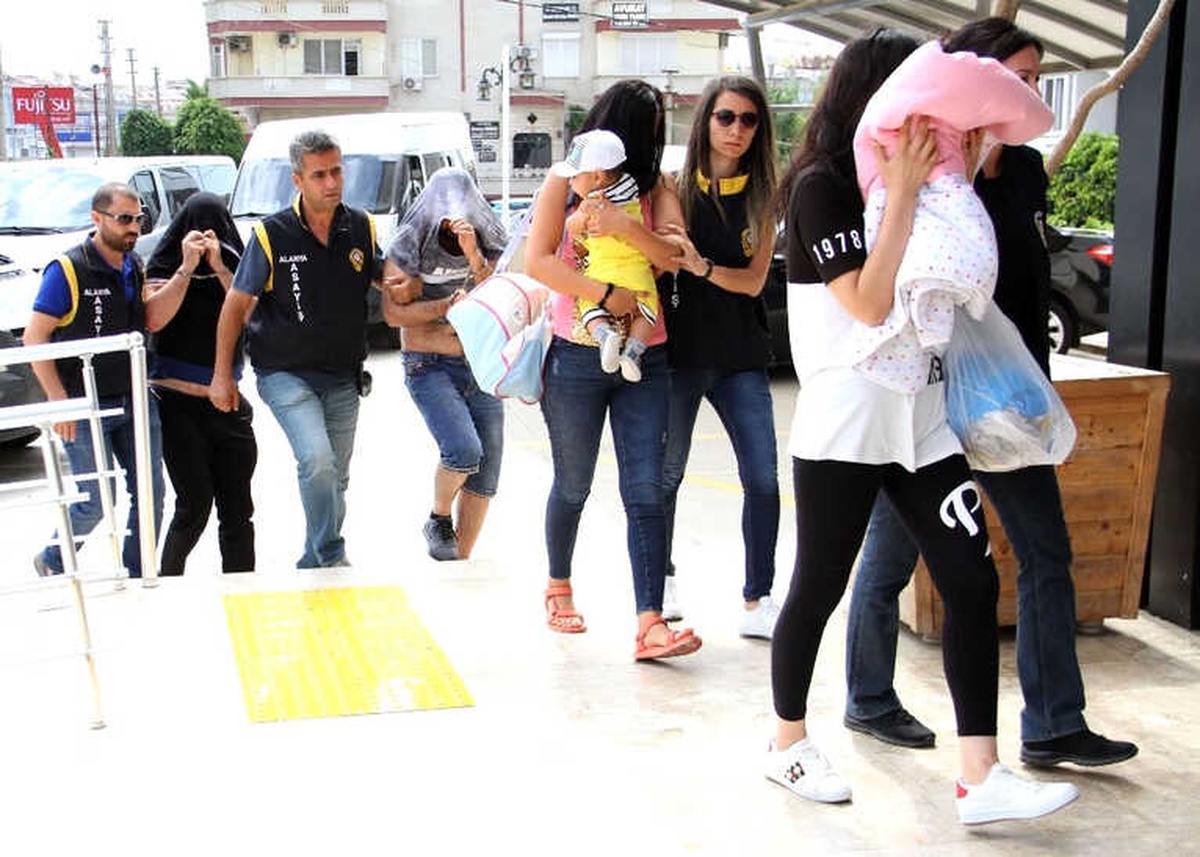 Alanya\'da Fuhuş Operasyonuna 5 Tutuklama
