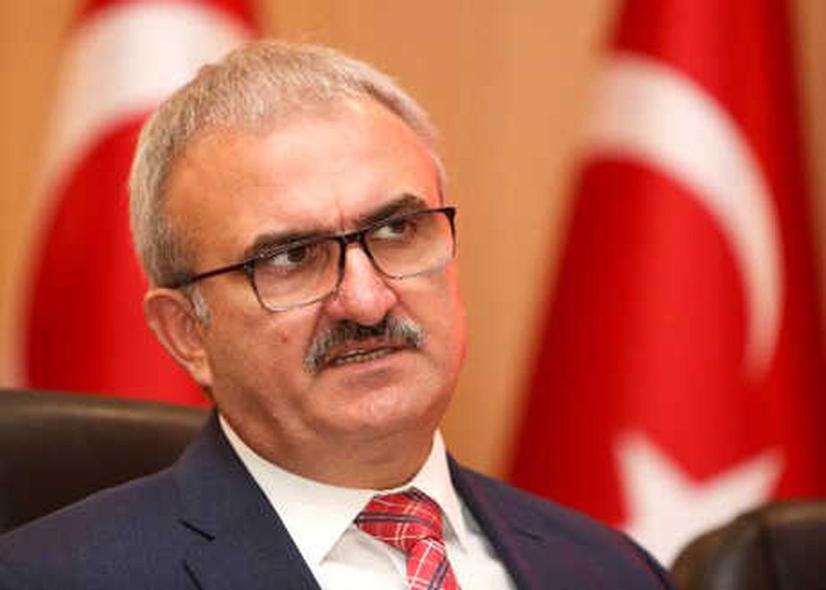 Antalya\'daki Avm\'ler Bayramın İlk Günü Kapalı
