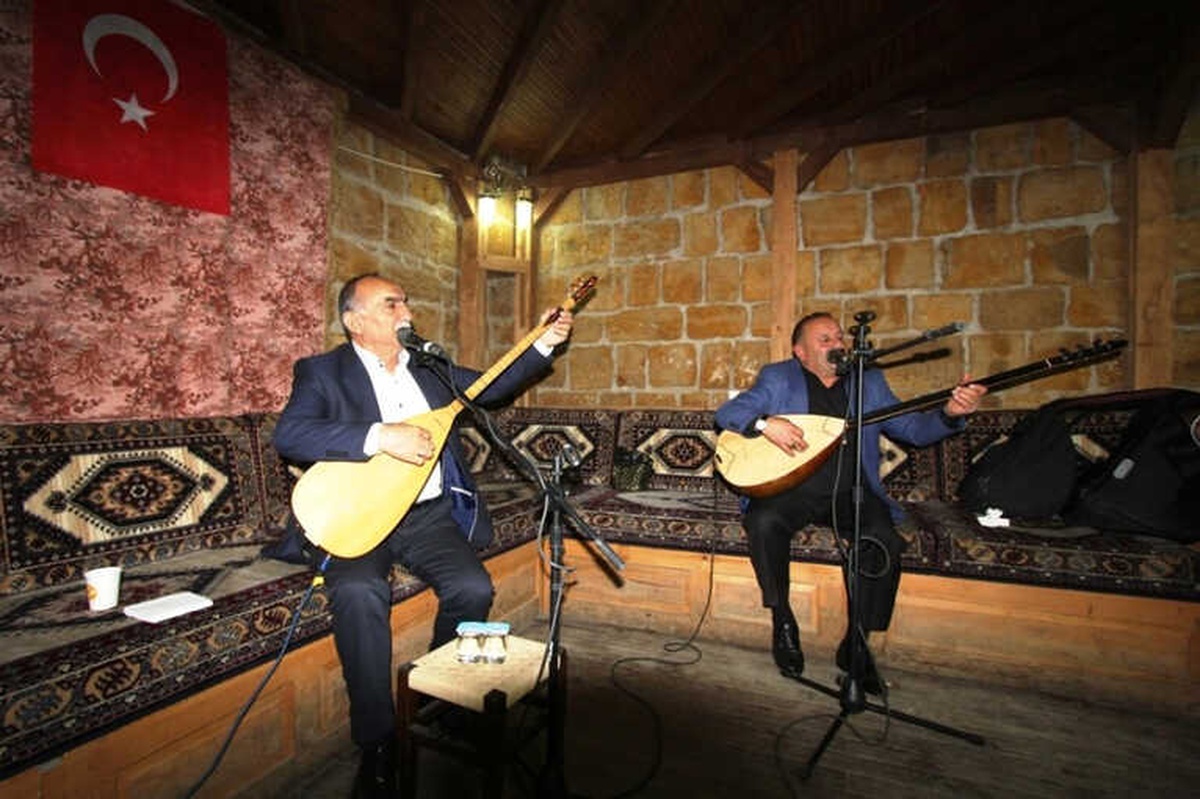 Aşıklar Gecesi Büyük Beğeni Topladı