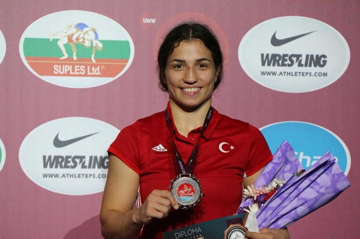 Bartın Üniversitesi Öğrencisi Aslı Tuğcu Avrupa 3\'üncüsü Oldu