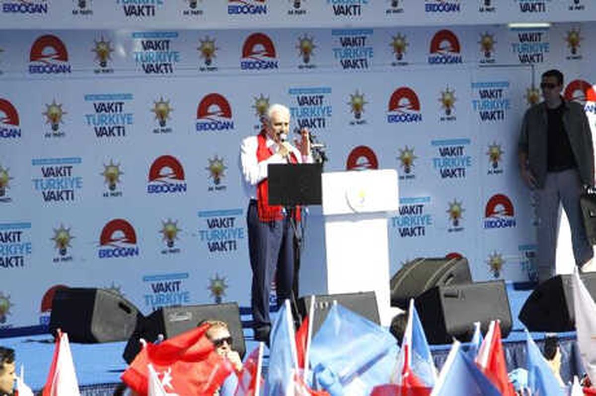 Başbakan Yıldırım: CHP\'nin Şimdi 2 Tane Genel Başkanı Var