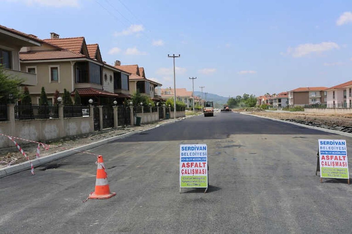 Başkan Alemdar 1. Cadde\'deki Çalışmaları İnceledi