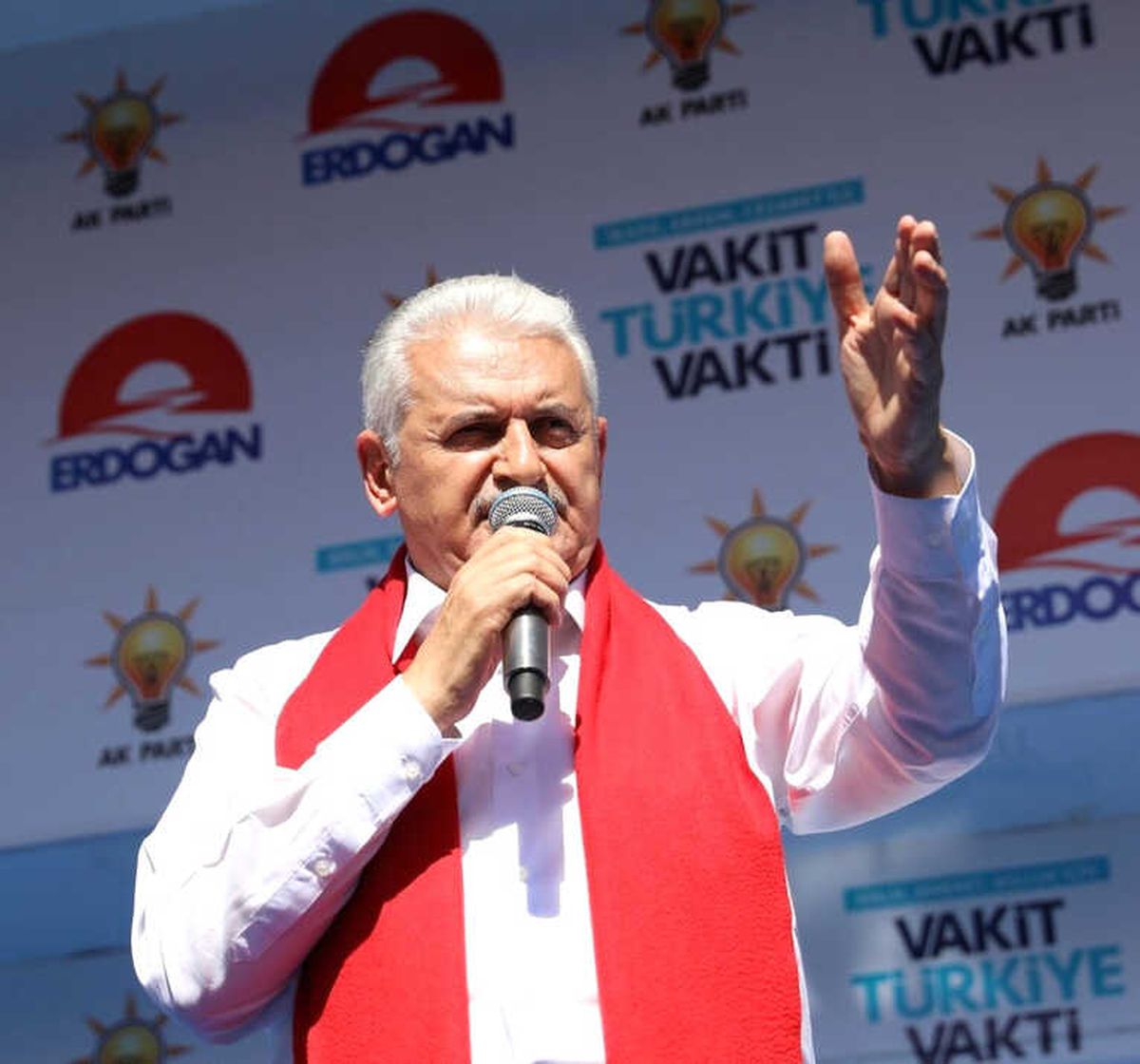 Binali Yıldırım: "Chp\'nin İki Tane Genel Başkanı Var"