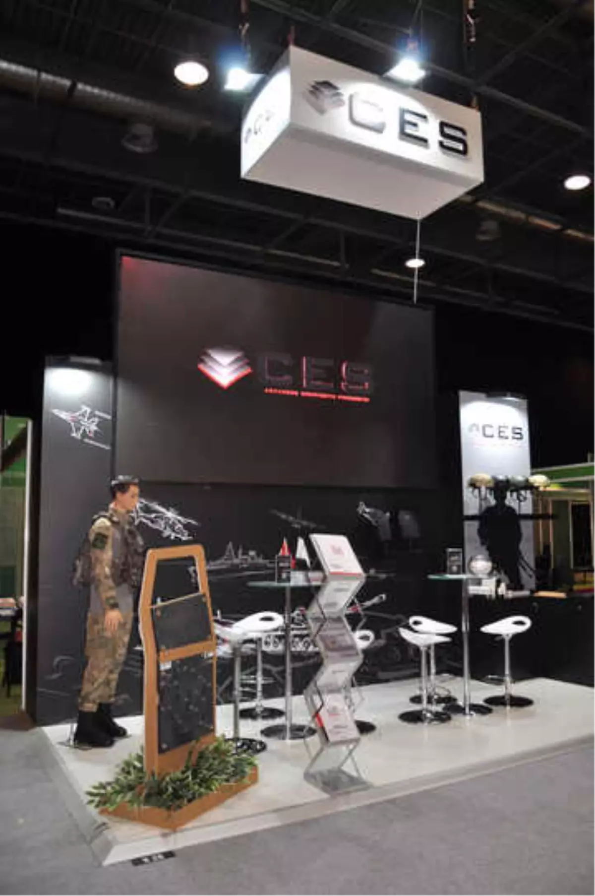 CES Dünyanın Lider Savunma ve Güvenlik Fuarı Eurosatory\'de Yerini Aldı