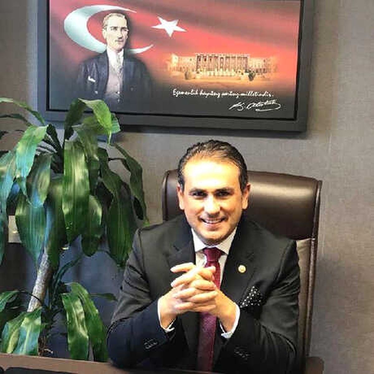 CHP\'li Demirtaş\'tan "Reis\'e Oy Verebilirsiniz" Açıklaması