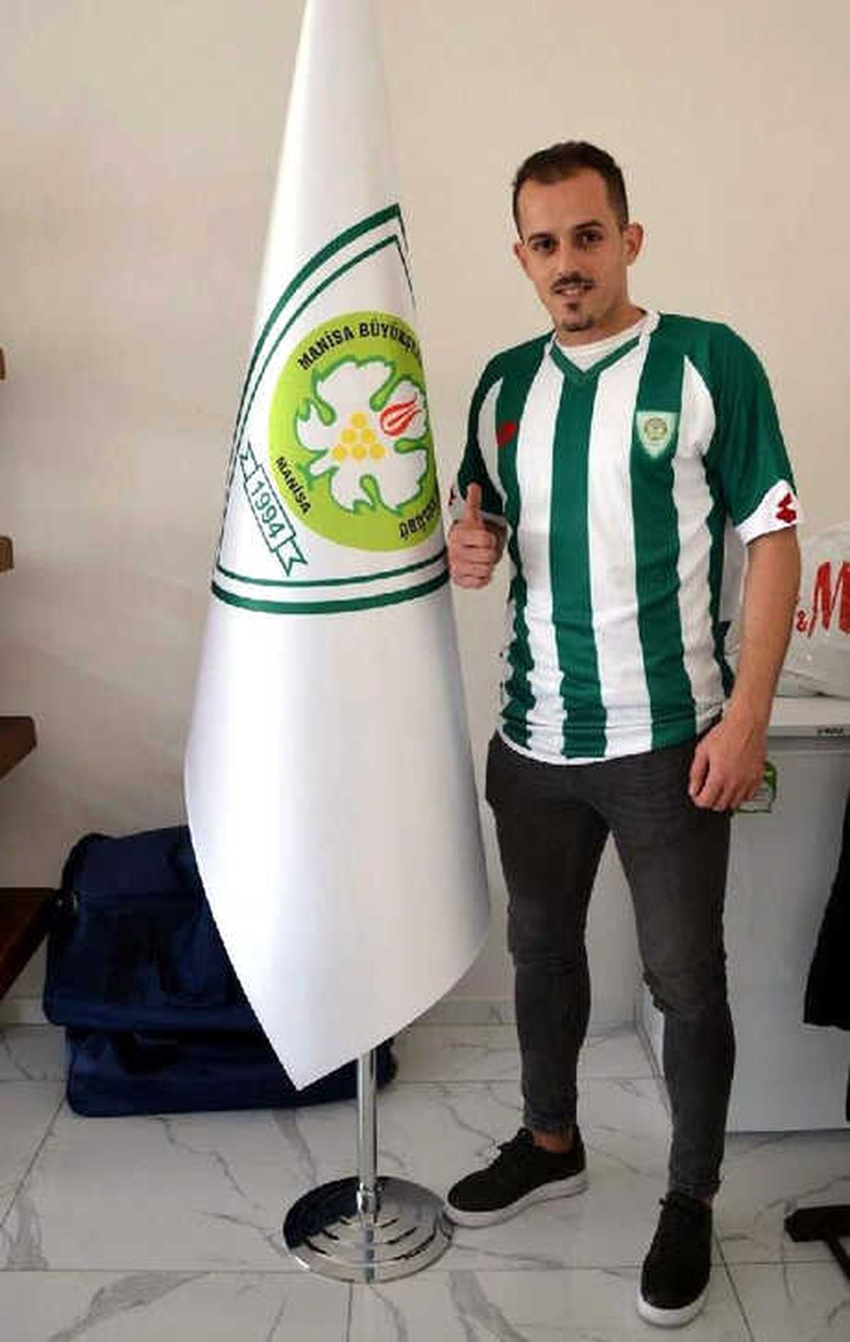 Manisa Bşb\'de Zafer İmzaladı