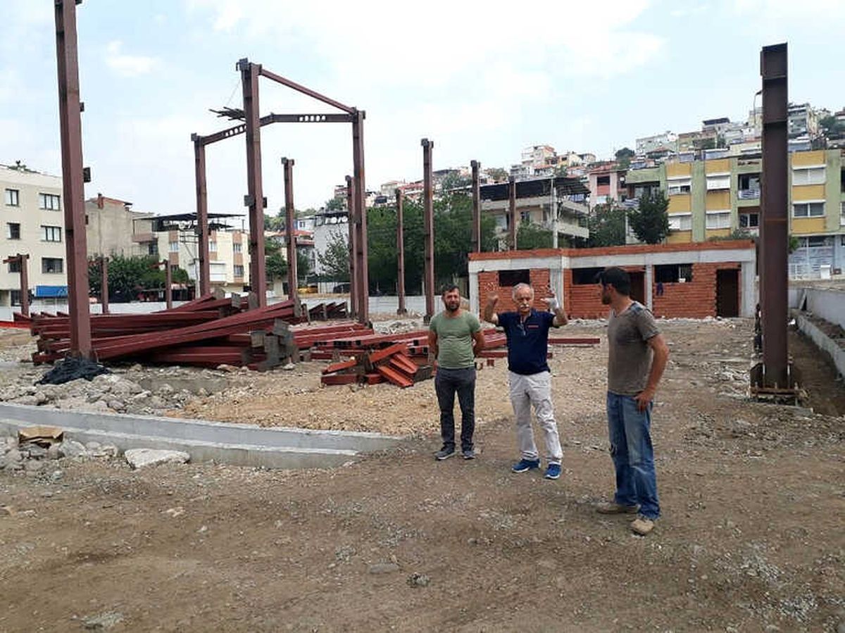 Nafiz Gürman Pazar Yeri İnşası Hızla Devam Ediyor