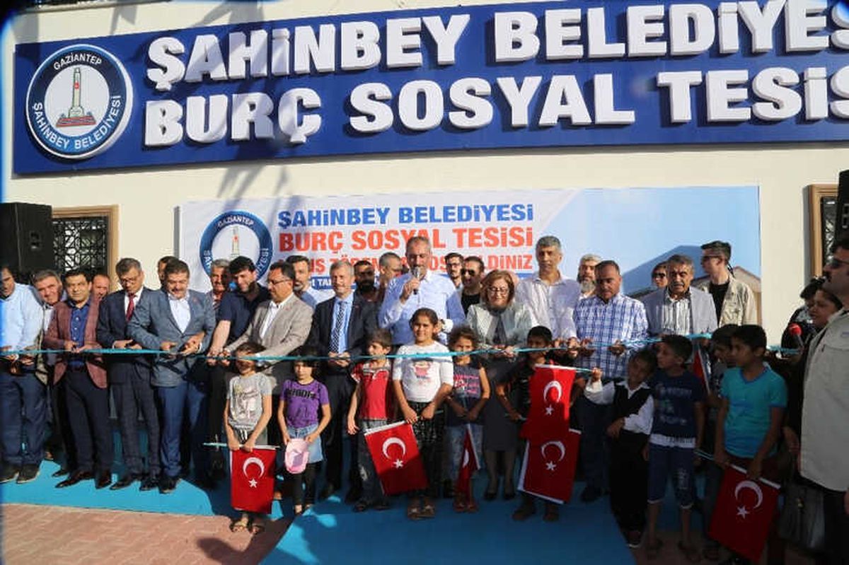 Şahinbey Belediyesi\'nden Burç\'a Dev Sosyal Tesis
