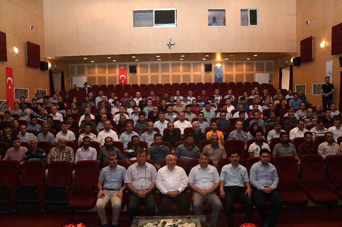 Sürekli İşçi Kadrosuna Geçen 264 Üniversite Personeline Tebrik Belgesi