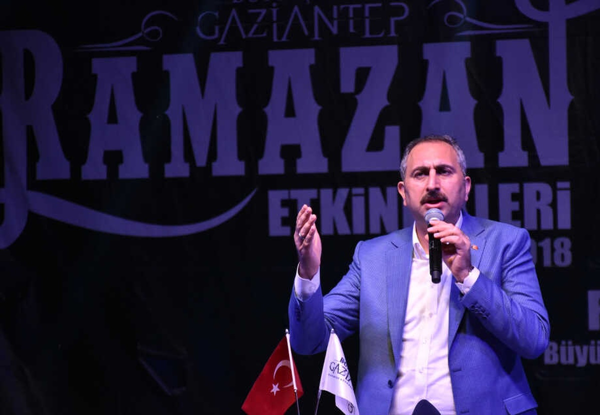 Teröristlerin Başına Bu Dünyayı Yıkacağız"
