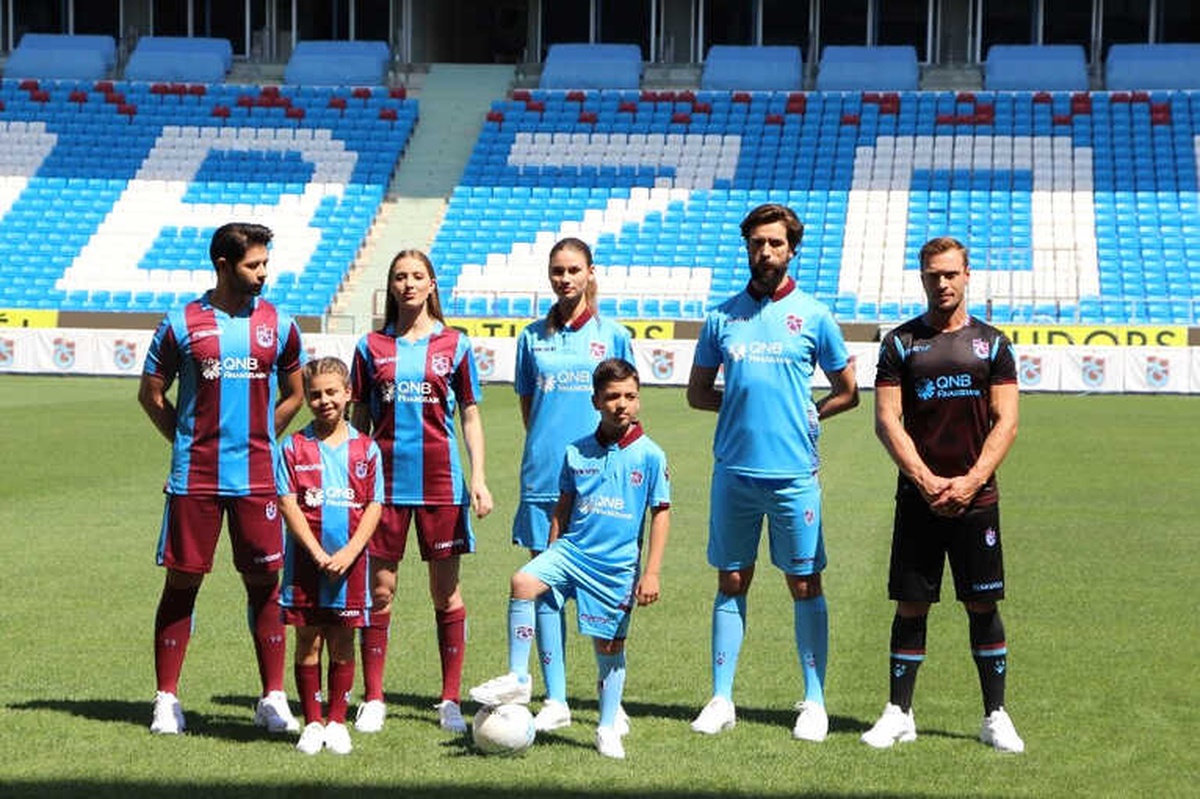 Trabzonspor, Macron ile 3 Yıllık Anlaşma İmzaladı