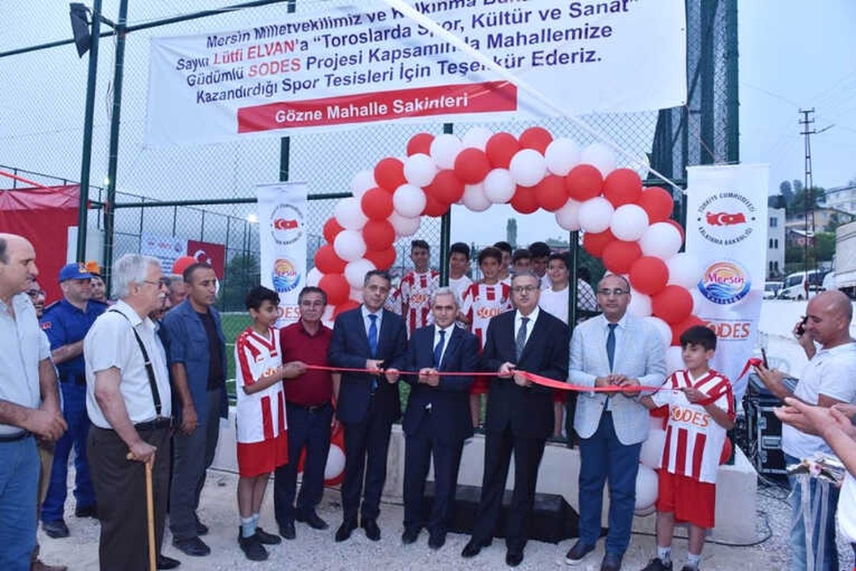 Vali Su, \'Toroslar\'da Spor, Kültür ve Sanat Projesi\'nin Açılışına Katıldı
