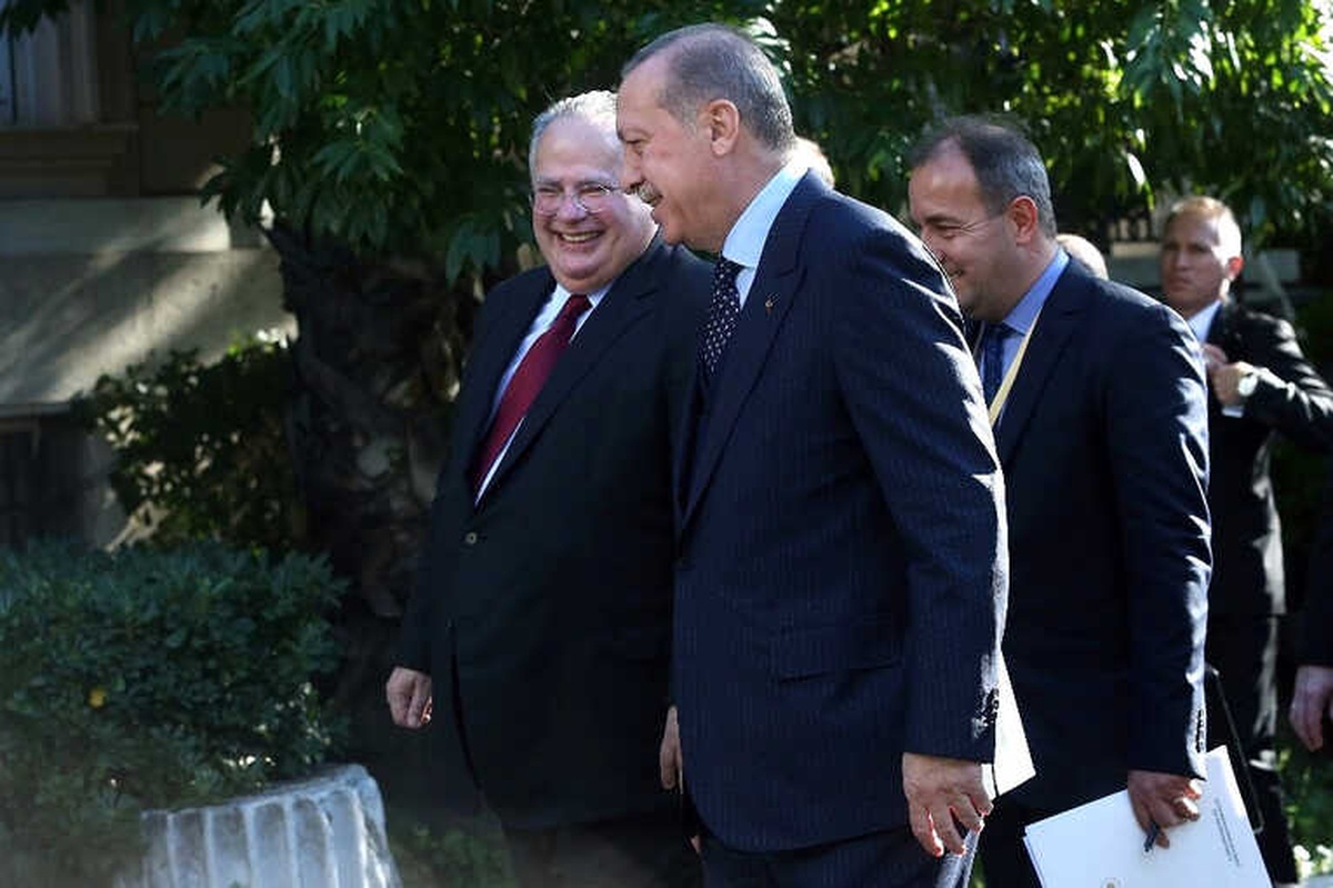 Yunanistan Dışişleri Bakanı Kotzias\'dan Cumhurbaşkanı Erdoğan İtirafı