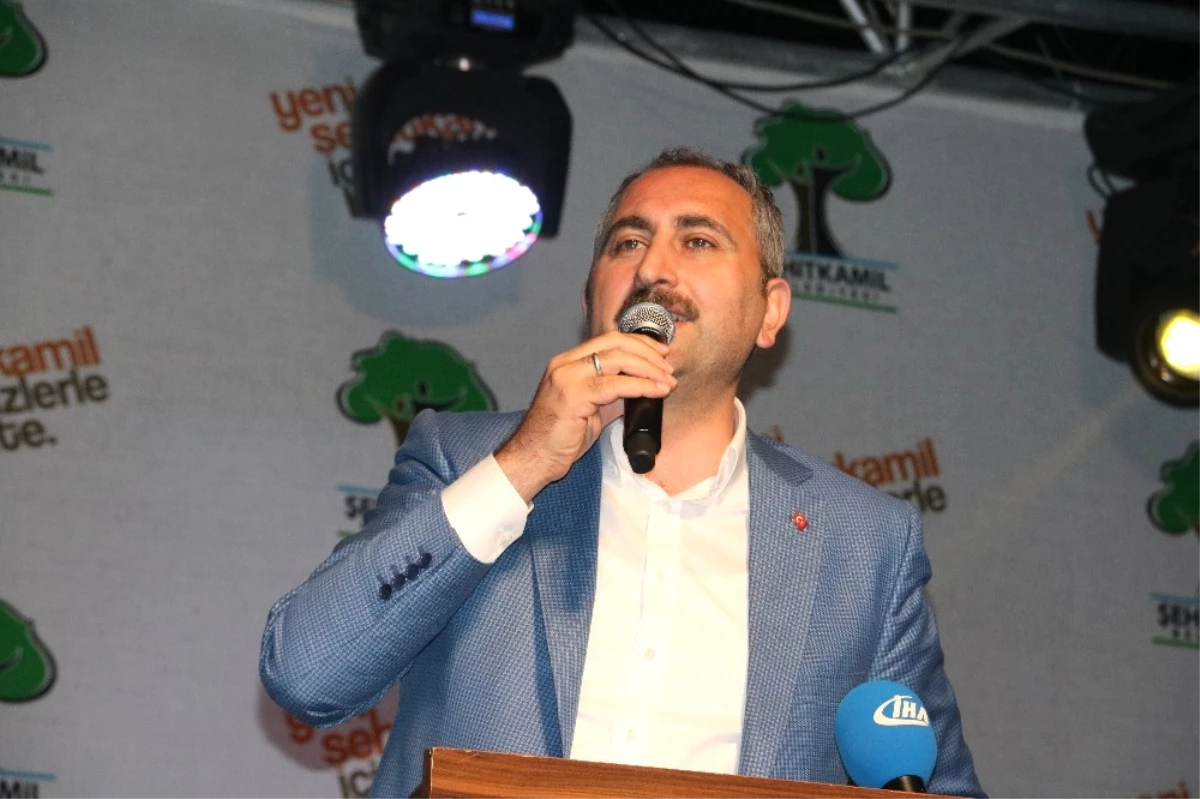 Adalet Bakanı Gül : " AK Parti\'nin Alternatifi Yok"