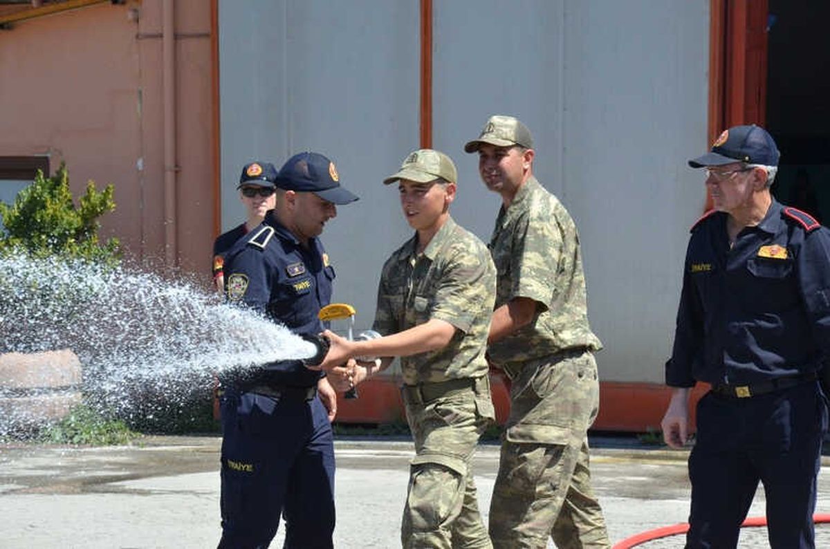 Askerlere Yangın Eğitimi Verildi