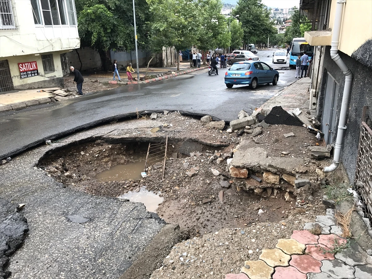 Bakan Fakıbaba Şehit Yakınlarıyla İftar Yaptı