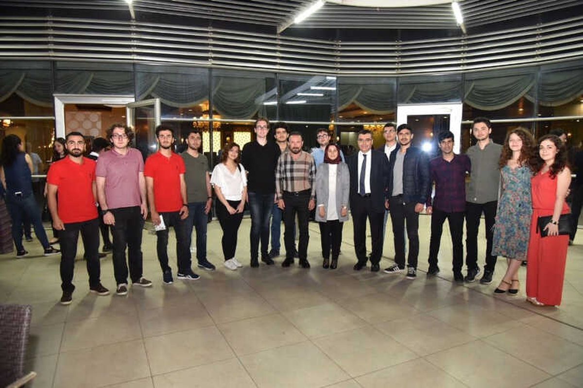 Başkan Doğan, Tıp Öğrencilerini İftarda Ağırladı