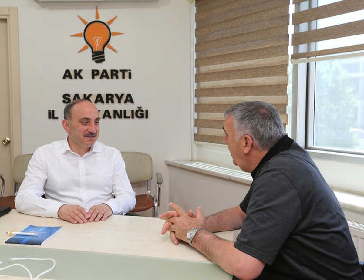 Başkan Toçoğlu, AK Parti İl Başkanlığı\'nı Ziyaret Etti