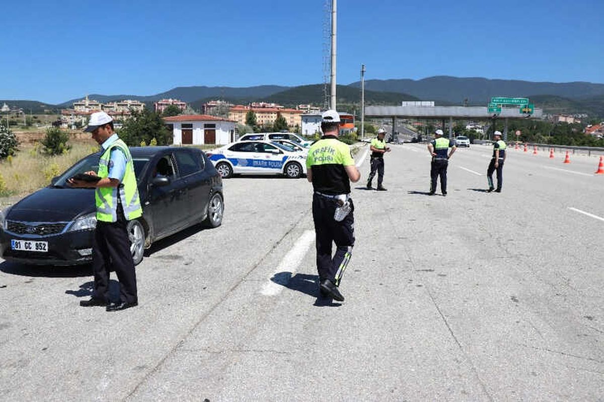 Bayram Öncesi Trafik Tedbirleri Artırıldı
