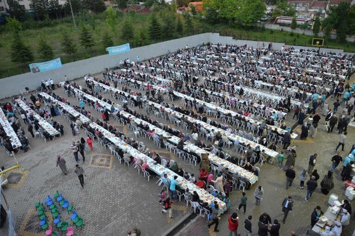 Bilecik\'teki Gönül Sofrasında Yüz Bin Misafir Ağırlandı