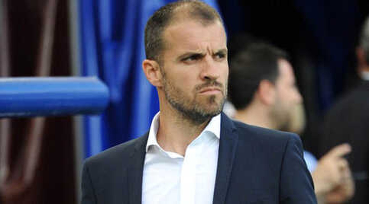 Bursaspor\'da Futbol Direktörü Mustafa Er\'in Görevinden İstifa Etti