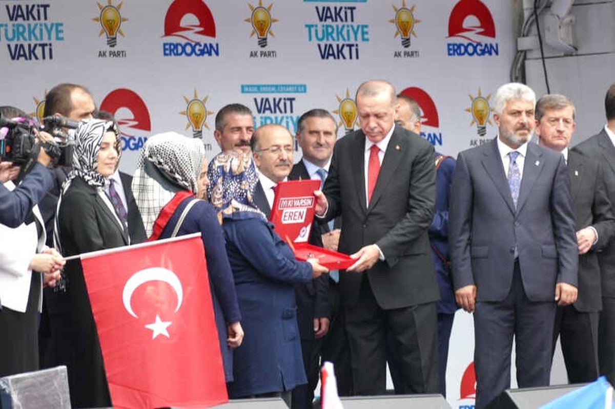 Cumhurbaşkanı Erdoğan: "Cumhurbaşkanı Adayı Olmanın Şartları Olması Lazım"