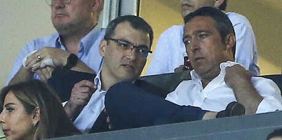 Damien Comolli Açıklar Mı?