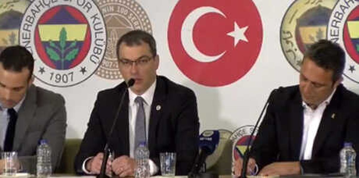 Damien Comolli İçin İmza Töreni Düzenleniyor (Canlı)