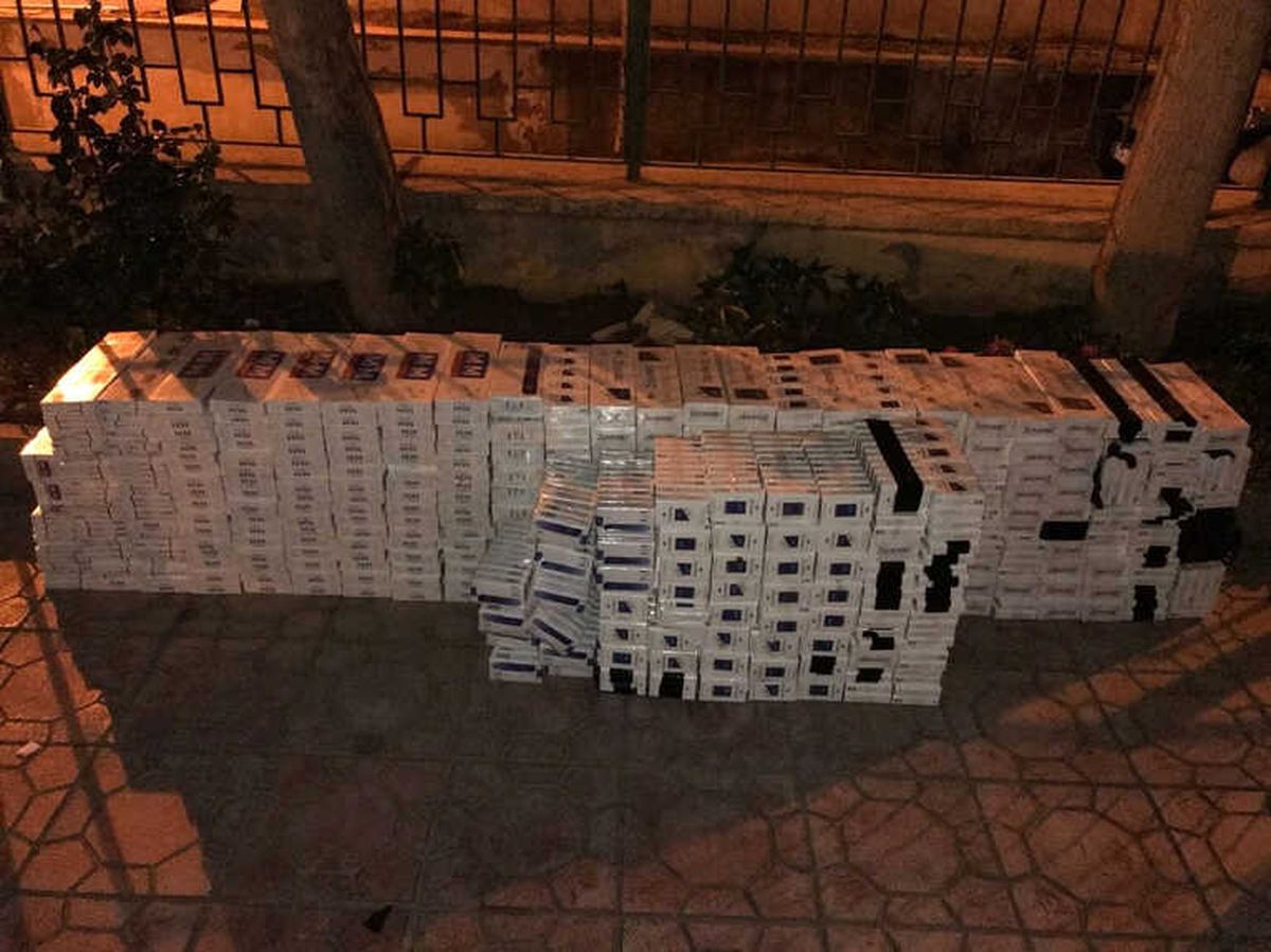 Durdurulan Otomobillerden Kaçak Sigara Yakalandı