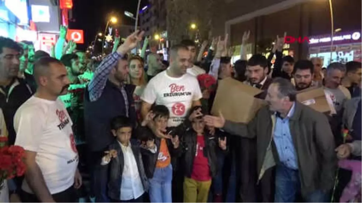 Erzurum Milletvekili Adayı Arifelik Dağıttı