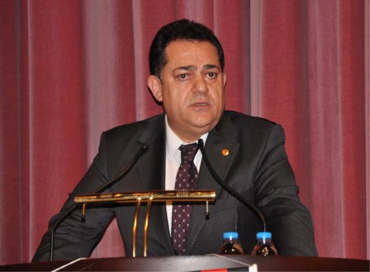 Eskişehirspor\'da Halil Ünal Yeniden Başkan Seçildi
