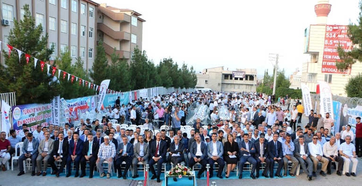 Eyyübiyeliler Kardeşlik Sofrasında Buluştu