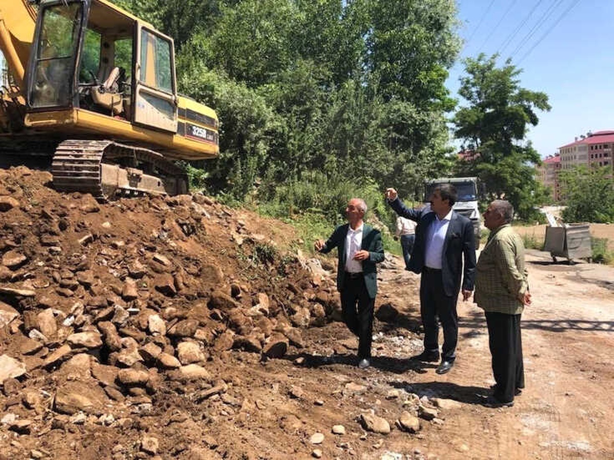 Kale Mahallesi\'nde Yol Genişletme Çalışması