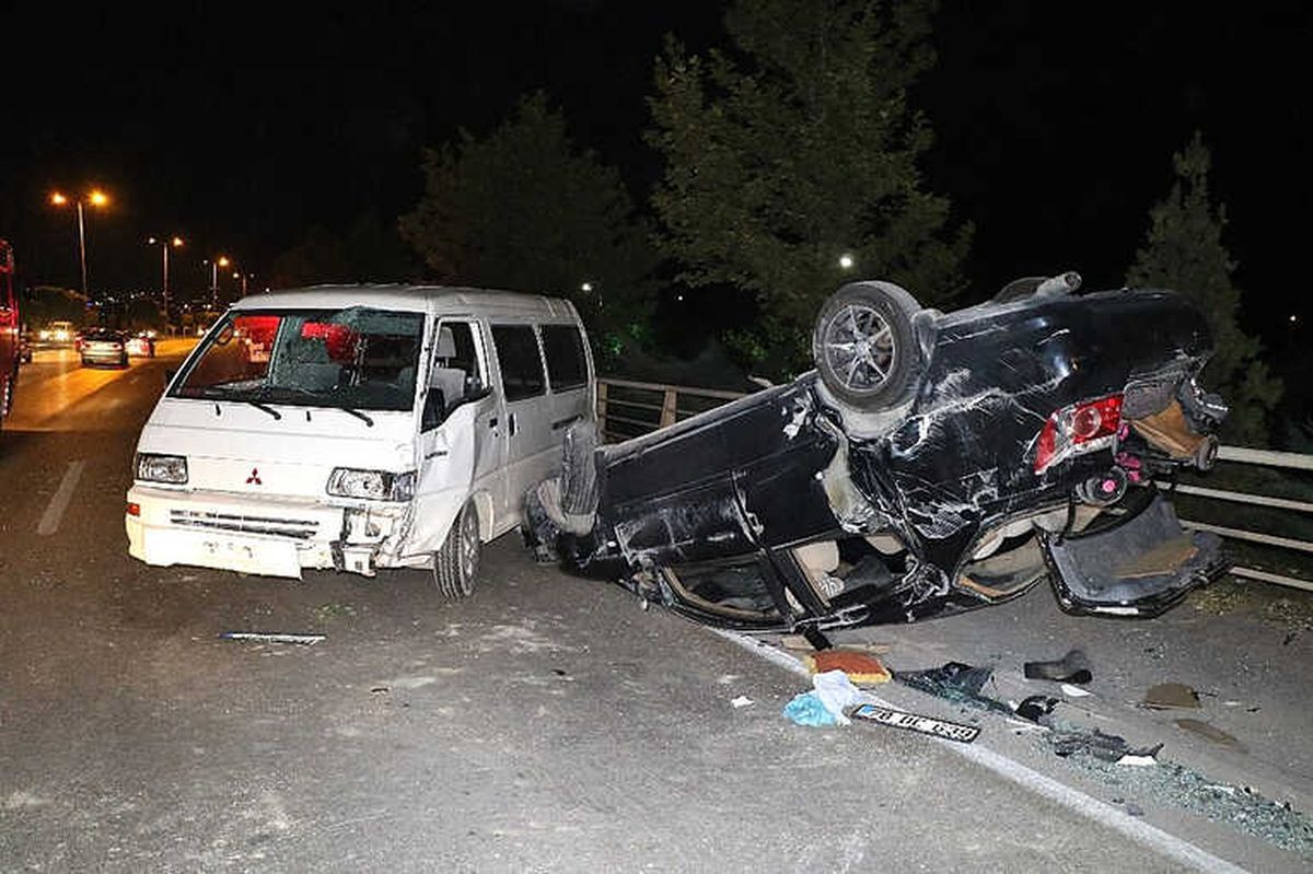 Karabük\'te Trafik Kazası: 3 Yaralı