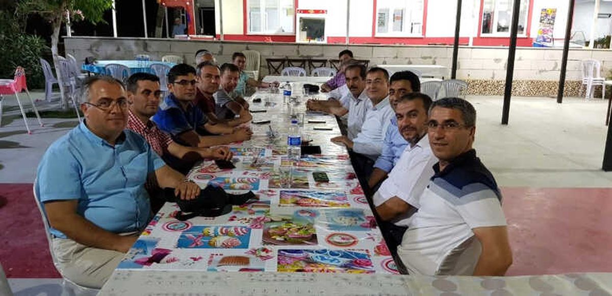 Kırkağaç Eğitim Bir-Sen\'den \'Vefa\' İftarı