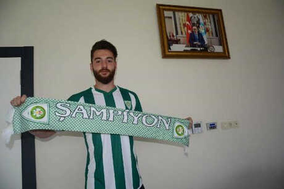 Manisa Büyükşehir Belediyespor\'a Genç Eldiven
