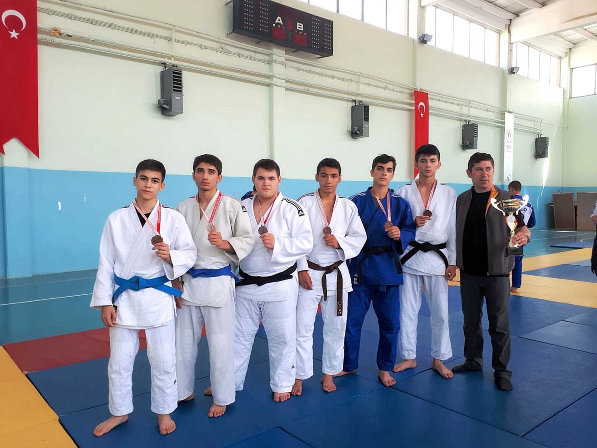 Osmangazi\'de Judo Fırtınası