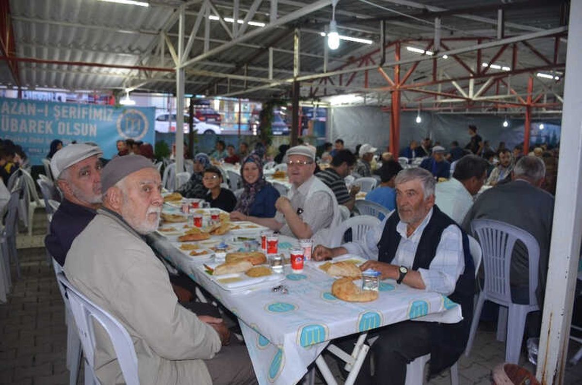 Pazarcıklılar Bilecik\'te Düzenlenen İftarda Buluştu
