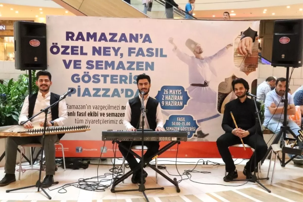 Piazza Avm\'de Ramazan Coşkusu