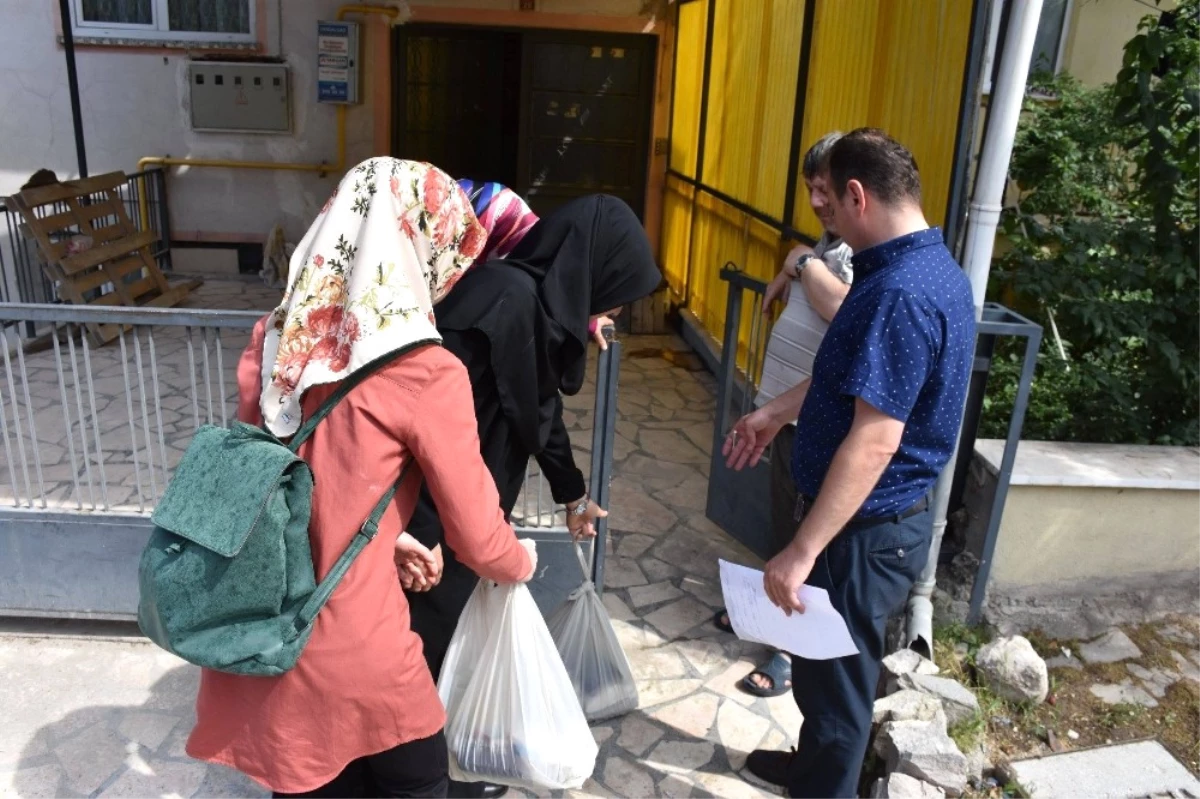 Üniversite Öğrencilerinden İhtiyaç Sahiplerine Yardım Paketi