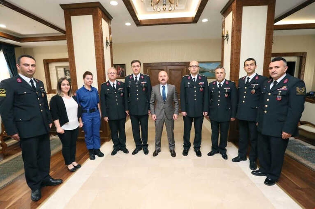 Vali Varol: "Jandarma Üstlendiği Tüm Görevleri Başarıyla Yerine Getirmekte"