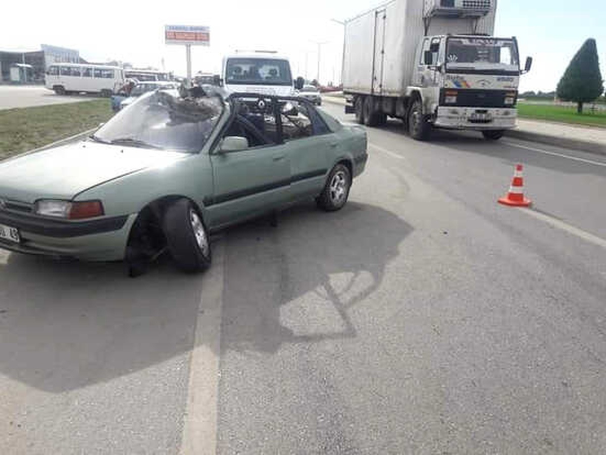 Vincin Açılan Kolu Otomobilin Tavanına Çarptı: 1 Yaralı